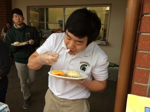 05 Food Setup 2.jpg