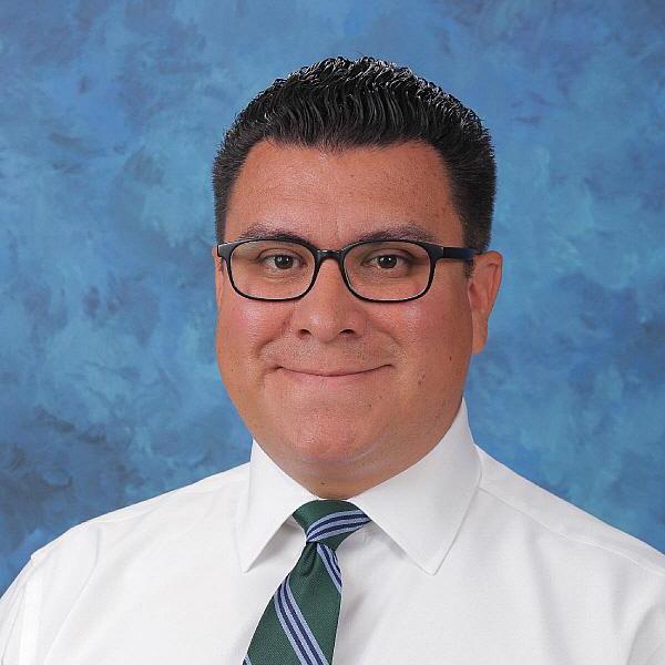 MikeCastillo '00's Profile Photo